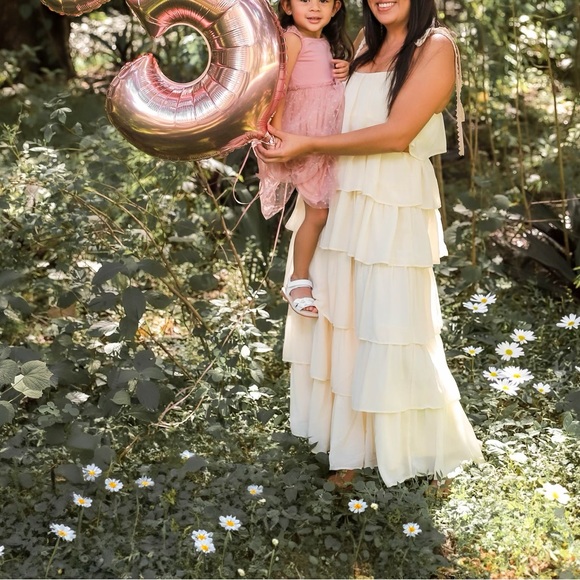 Ohm Boutique cream Tiered Dress |size Small - Picture 7 of 7